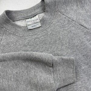 Fruit of the Loom Gray Crewneck Sweatshirt Long Sleeve Basic Essential Blank L